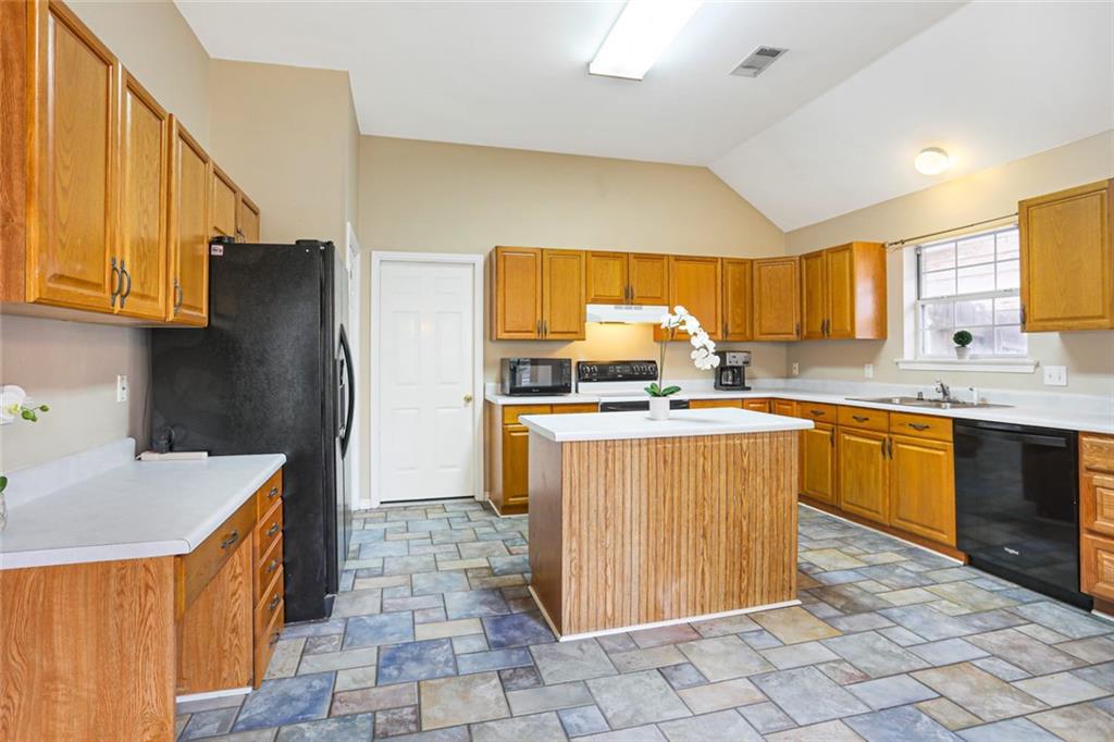 2567 Rue Weller Mandeville, LA 70448 - Photo 3 of 11 Gallery Image 3