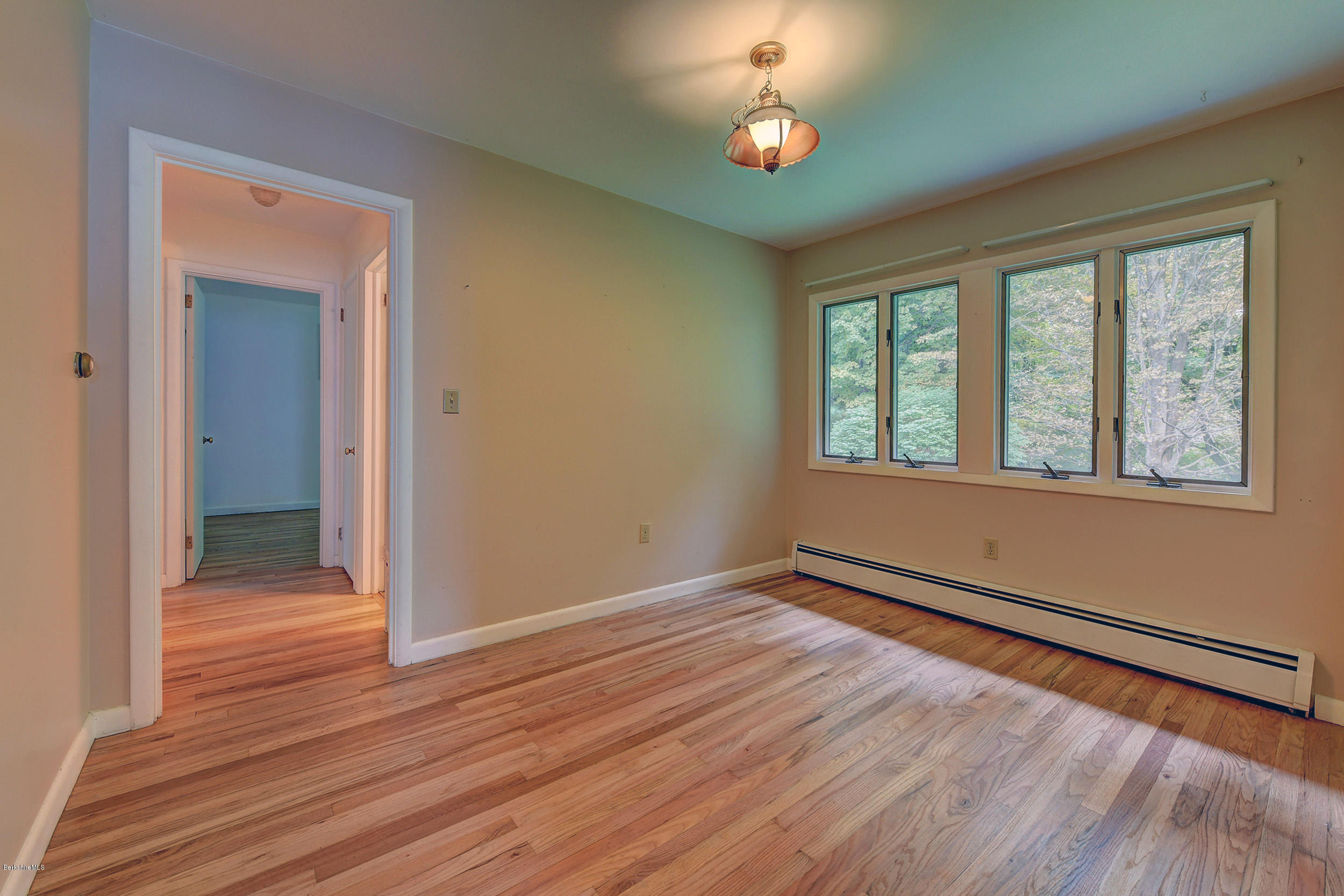 50 Stonehedge Road Cheshire, MA 01225 - Photo 7 of 13 Dining Room