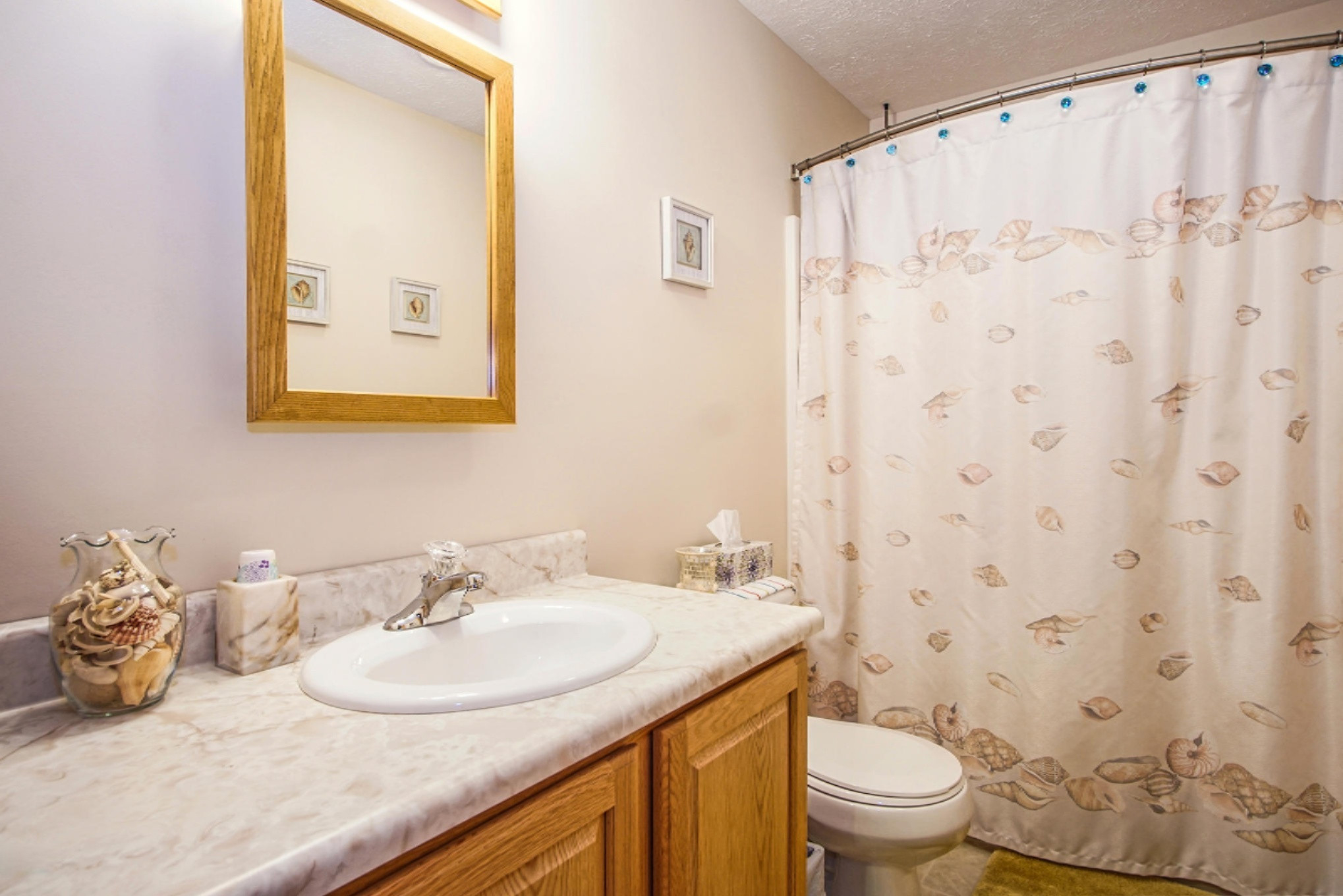 86640 60th Street Decatur, MI 49045 - Photo 45 of 61 Upper Bath