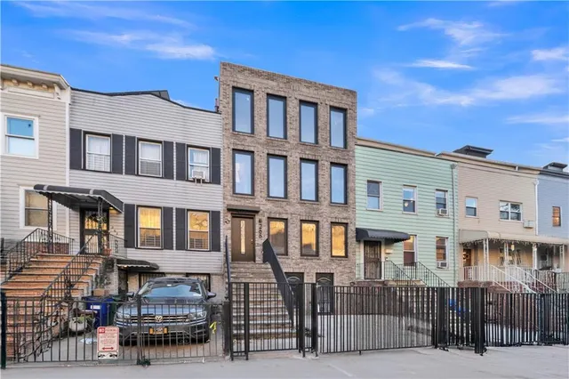 $1,195,000 | 266 10th Street, Unit 2 | Gowanus