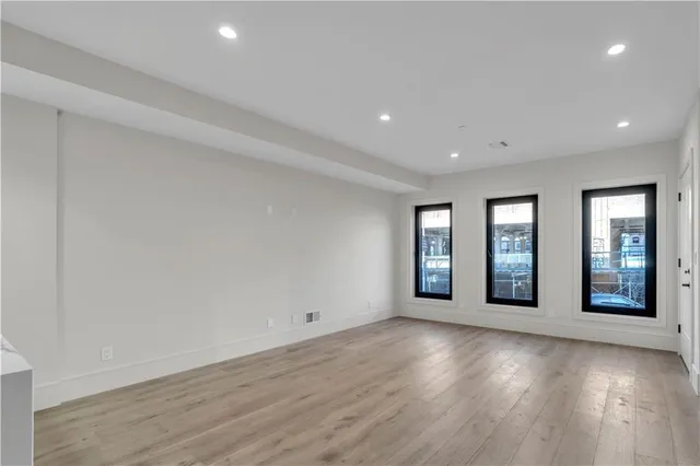 $1,195,000 | 266 10th Street, Unit 2 | Gowanus