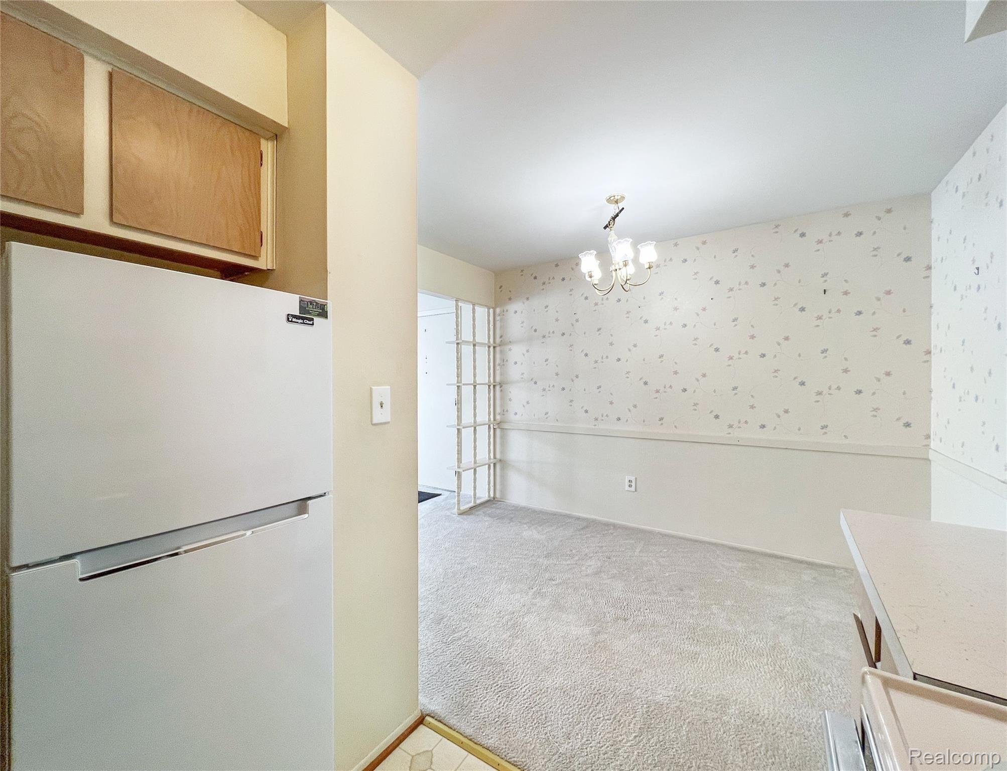 29257 Hayes Road, Unit 80 Warren, MI 48088 - Photo 11 of 25 IMG_0765.jpg