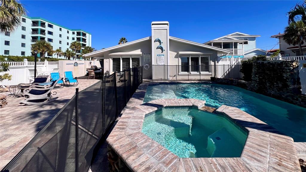 2308 Beach Trail Indian Rocks Beach, FL 33785 - Photo 32 of 37