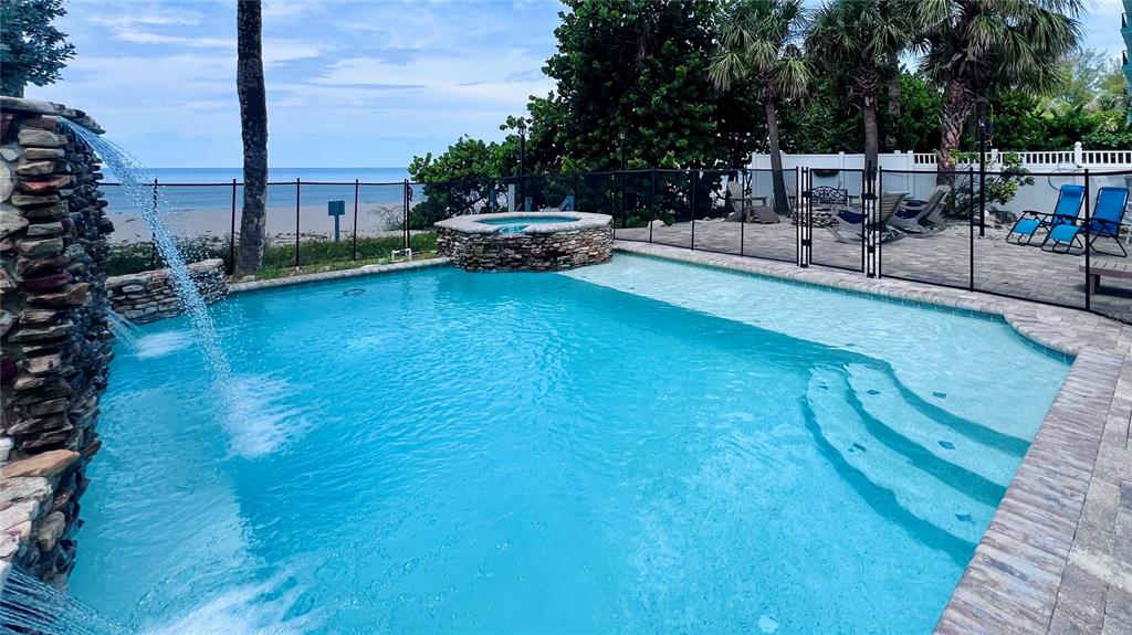 2308 Beach Trail Indian Rocks Beach, FL 33785 - Photo 5 of 37