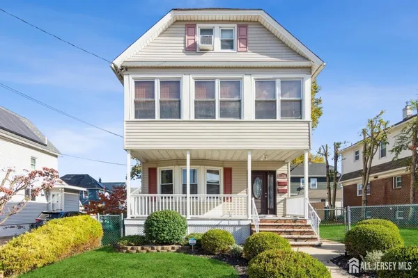 $2,400 | 24 Hayward Avenue, Carteret, NJ 07008