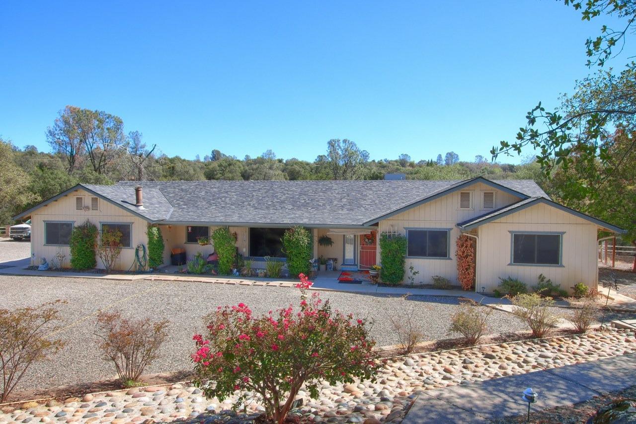 32149 Sunset Ridge Road West Coarsegold, CA 93614 - Photo 1 of 59 Gallery Image 1