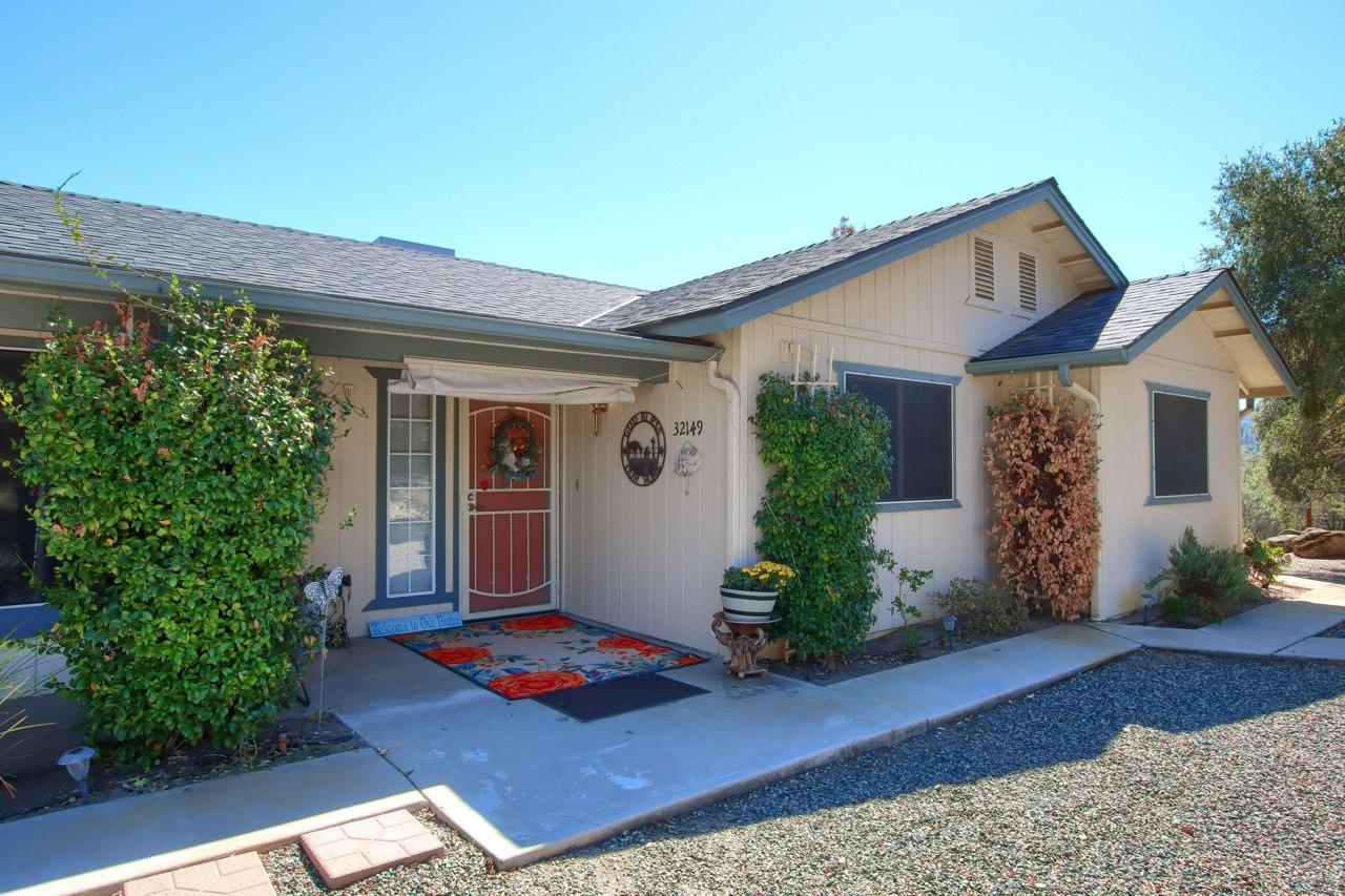 32149 Sunset Ridge Road West Coarsegold, CA 93614 - Photo 3 of 59 Gallery Image 3