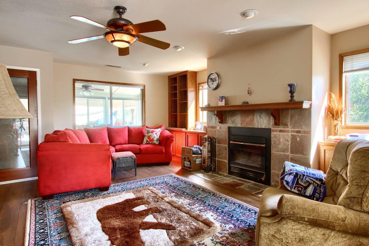 32149 Sunset Ridge Road West Coarsegold, CA 93614 - Photo 6 of 59 Gallery Image 6