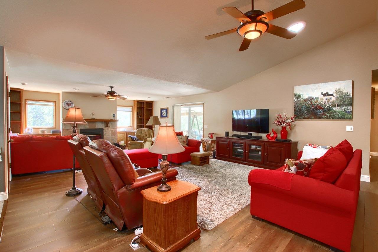 32149 Sunset Ridge Road West Coarsegold, CA 93614 - Photo 7 of 59 Gallery Image 7