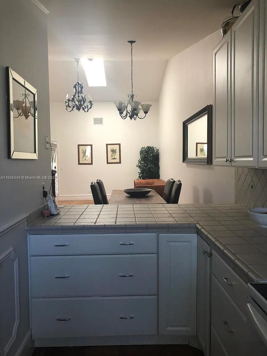 8935 Southeast Hobe Ridge Avenue, Unit 8935 Hobe Sound, FL 33455 - Photo 10 of 18 Gallery Image 10