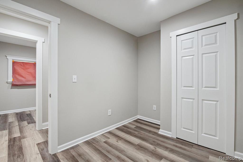 122 West Rutgers Avenue Pontiac, MI 48340 - Photo 13 of 31 Gallery Image 13
