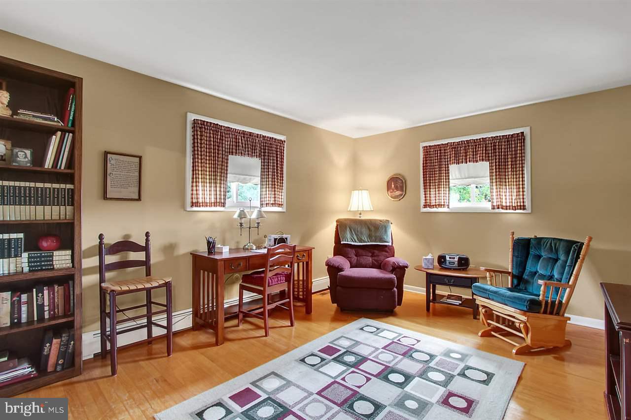 4231 Admire Road Dover, PA 17315 - Photo 17 of 26 Gallery Image 17
