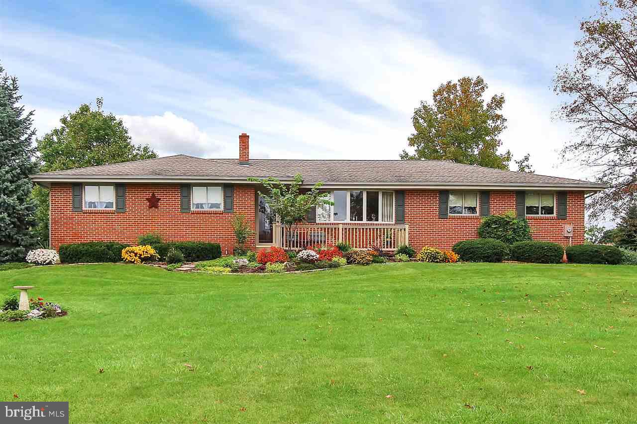 4231 Admire Road Dover, PA 17315 - Photo 4 of 26 Gallery Image 4