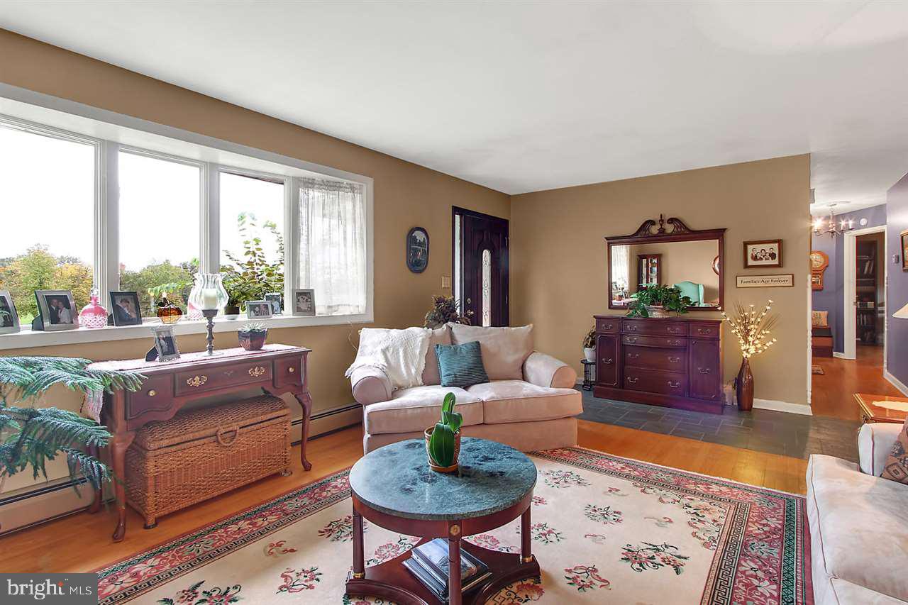 4231 Admire Road Dover, PA 17315 - Photo 7 of 26 Gallery Image 7