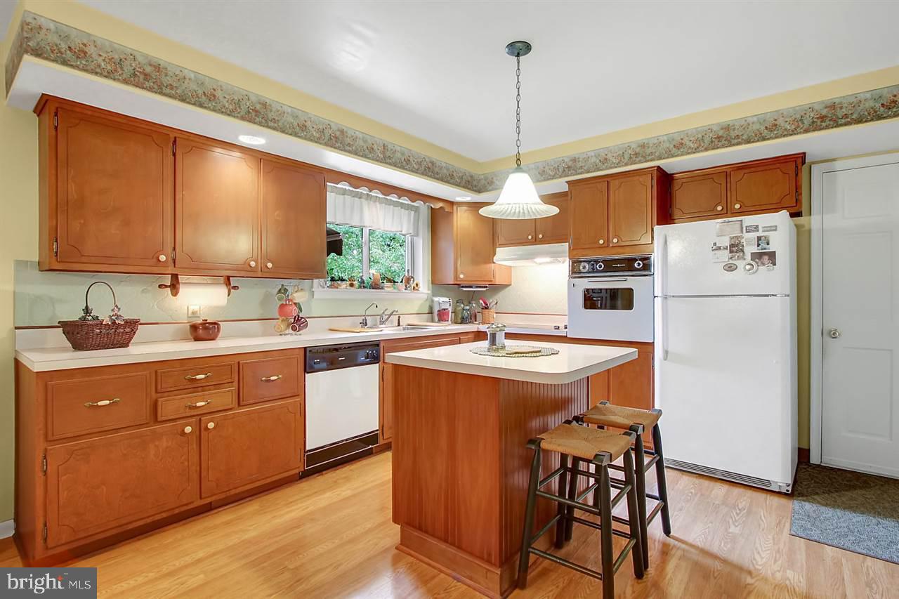 4231 Admire Road Dover, PA 17315 - Photo 9 of 26 Gallery Image 9