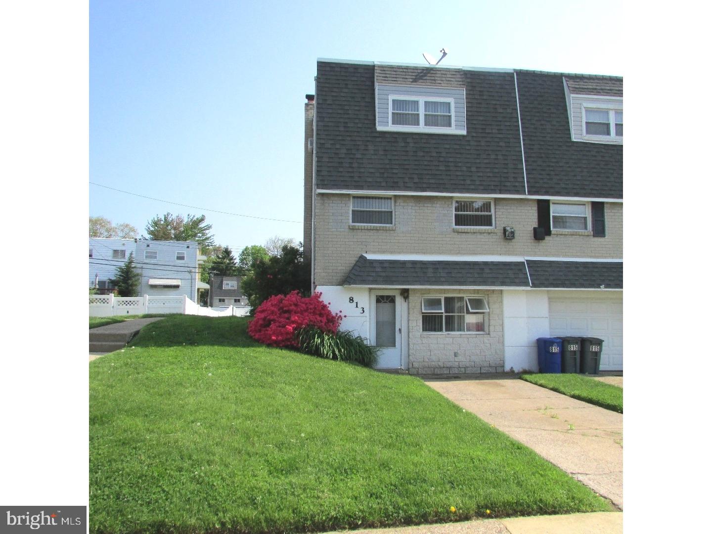 813 Avon Road Philadelphia, PA 19116 - Photo 1 of 21 Exterior
