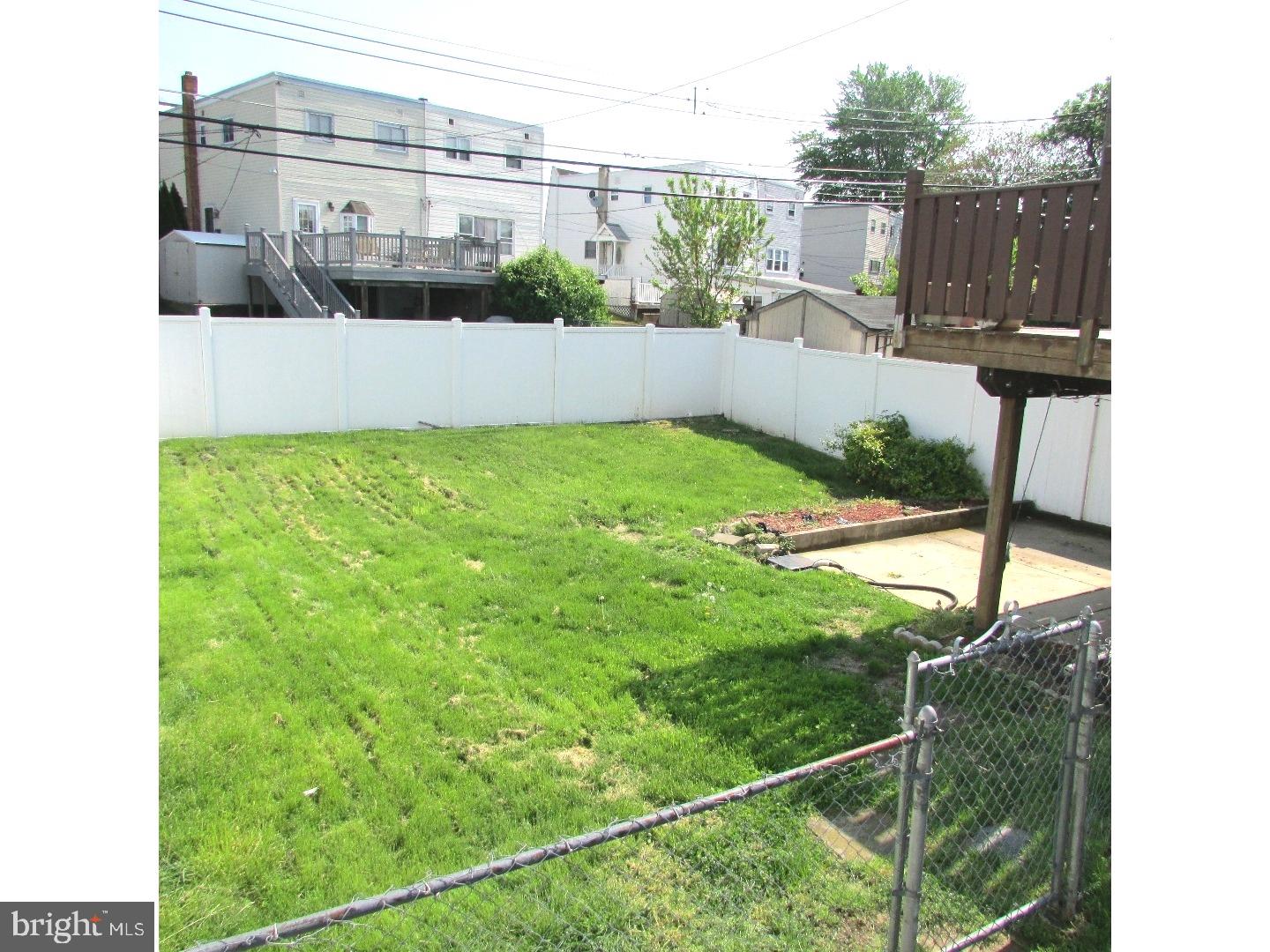 813 Avon Road Philadelphia, PA 19116 - Photo 18 of 21