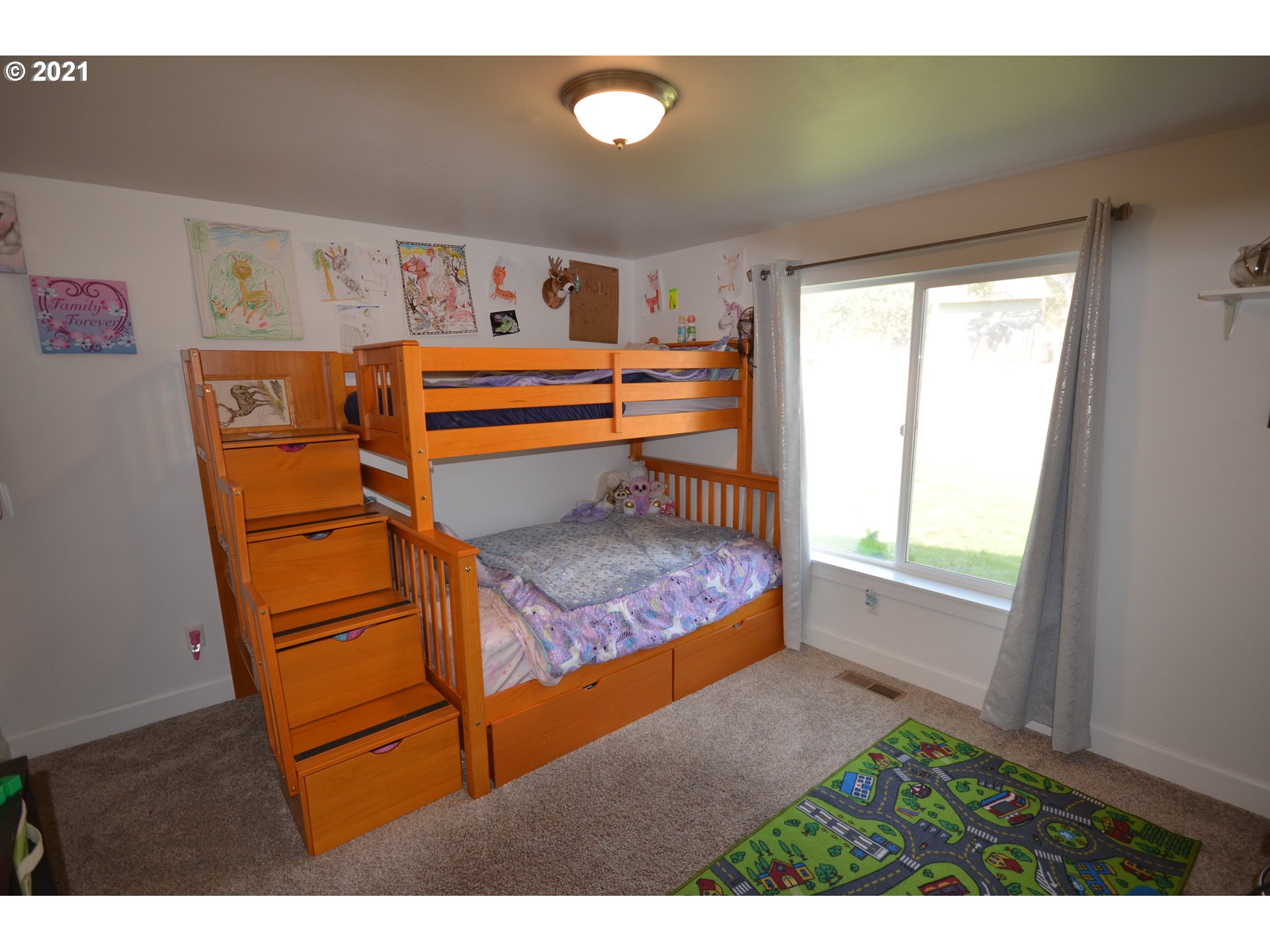 4250 Browns Creek Road The Dalles, OR 97058 - Photo 26 of 32 Bedroom