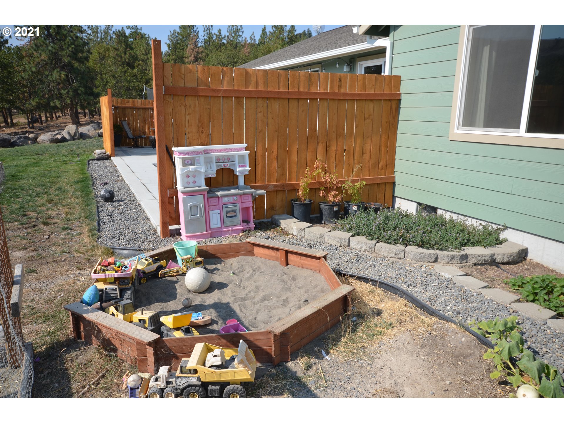 4250 Browns Creek Road The Dalles, OR 97058 - Photo 5 of 32 Gallery Image 5