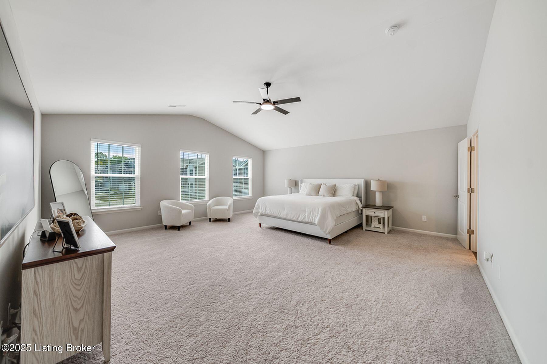 8436 Gateway Run Road Louisville, KY 40229 - Photo 31 of 61 photo_online_030