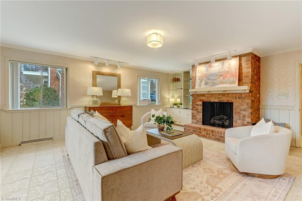 1104 Hobbs Road Greensboro, NC 27410 - Photo 16 of 46 Gallery Image 16