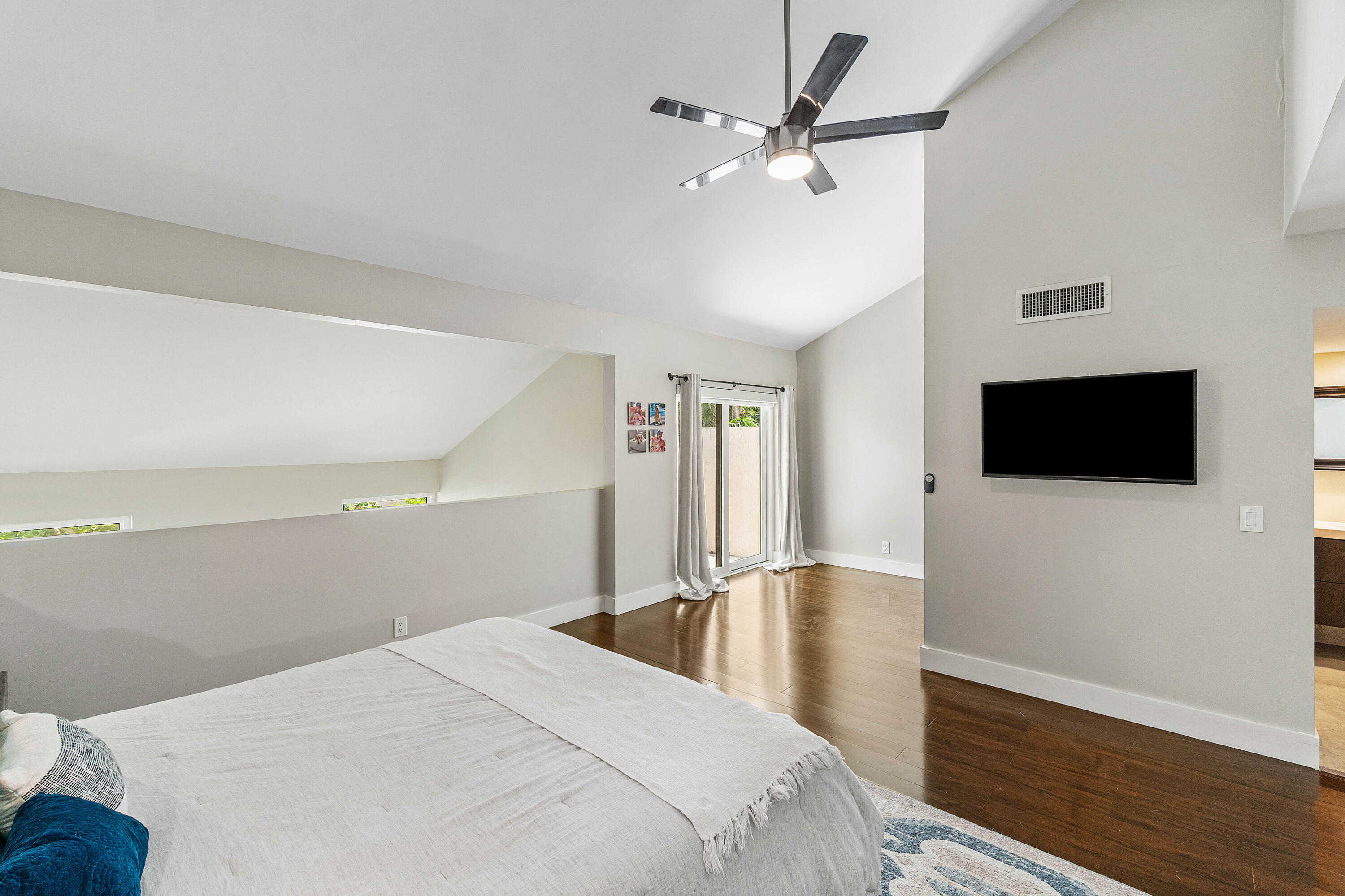 6044 Glendale Drive Boca Raton, FL 33433 - Photo 16 of 20 027-6044GlendaleDrive-BocaRaton-FL-33433
