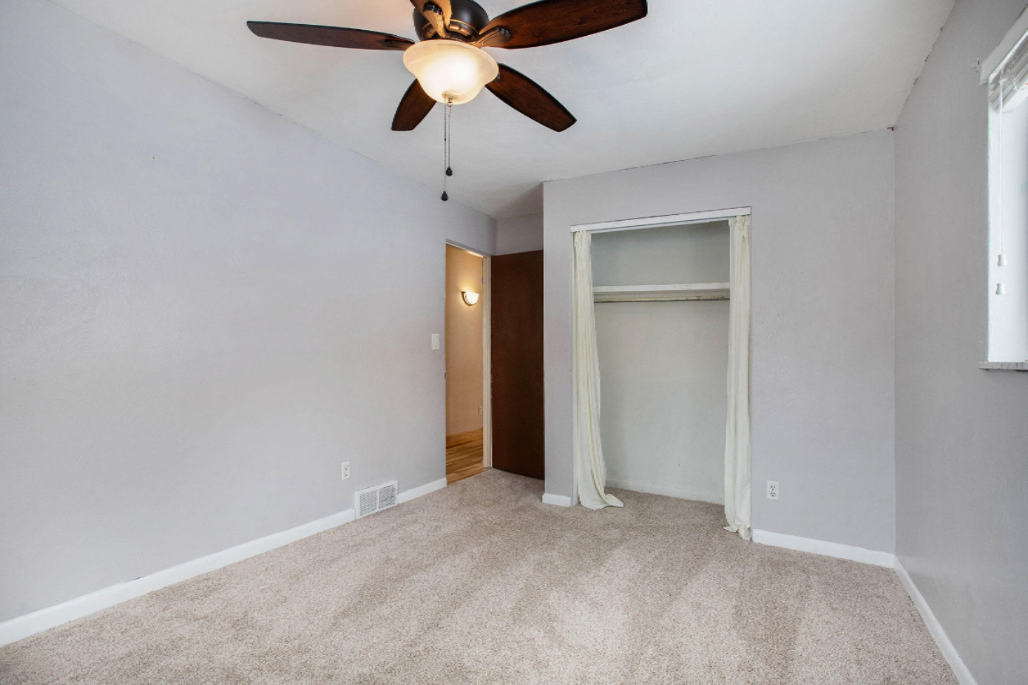 39 Royal Road Springfield, MI 49037 - Photo 9 of 16 DNG-Practice_64