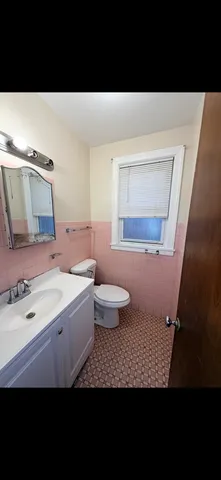 $599,000 | 4940 Estes Avenue, Skokie, IL 60077