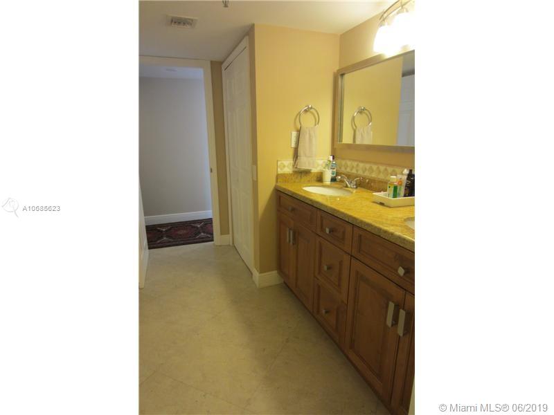 650 Ocean Drive, Unit 6C Key Biscayne, FL 33149 - Photo 11 of 22