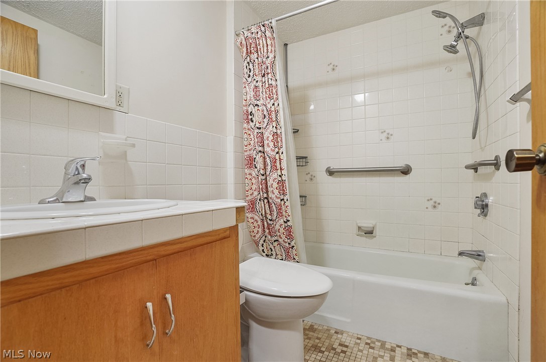 12376 Heath Road Chesterland, OH 44026 - Photo 22 of 50 Gallery Image 22
