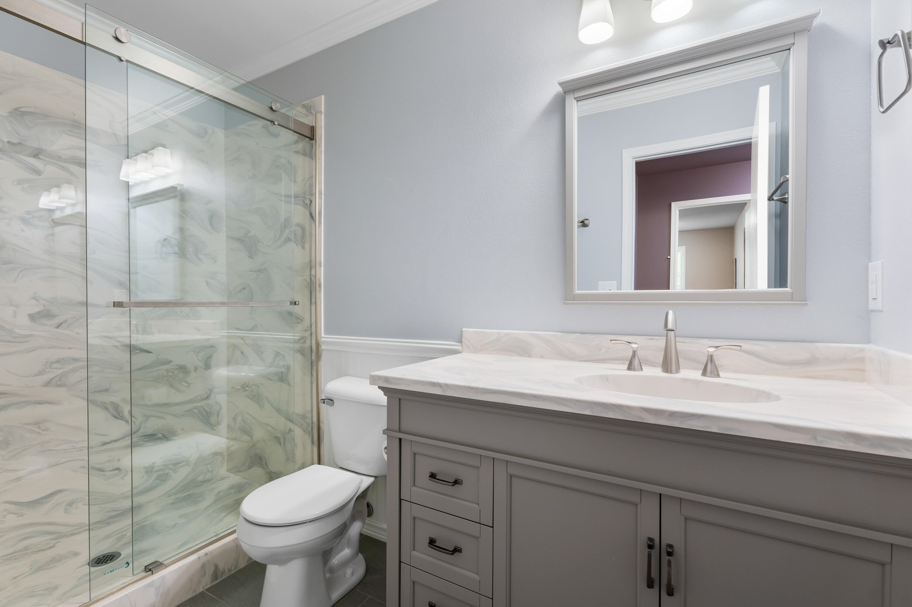 19405 Indian Summer Road Bend, OR 97702 - Photo 26 of 37 Remodeled Hall Bathroom