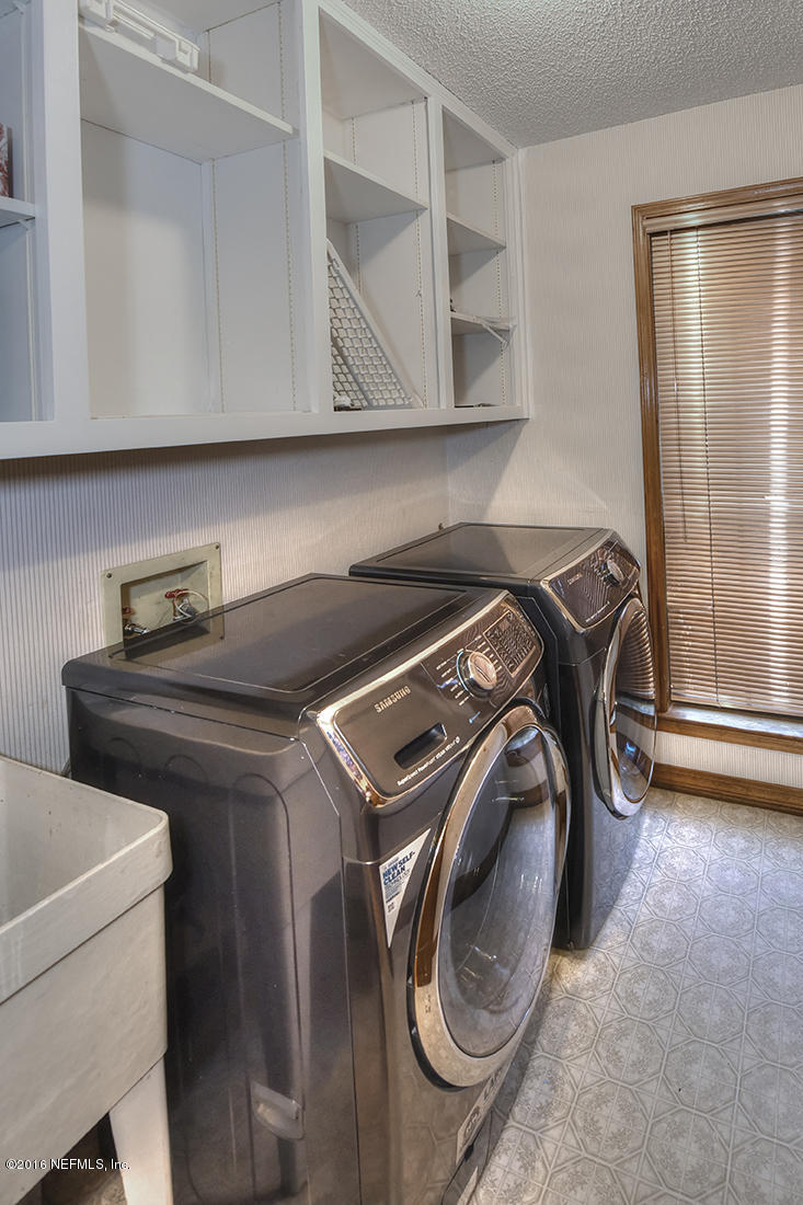 11232 Scott Mill Road Jacksonville, FL 32223 - Photo 17 of 45 Laundry
