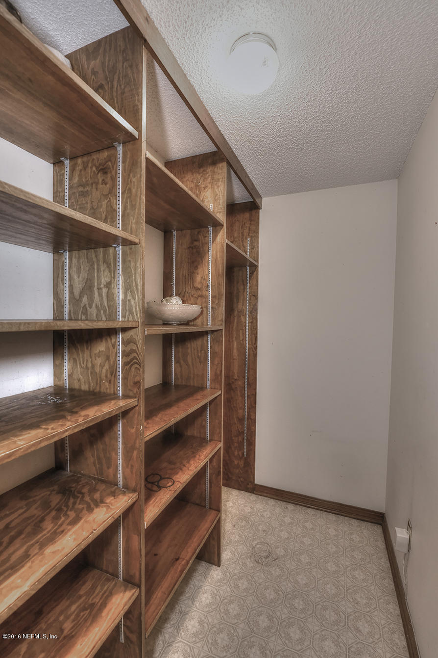 11232 Scott Mill Road Jacksonville, FL 32223 - Photo 9 of 45 Pantry