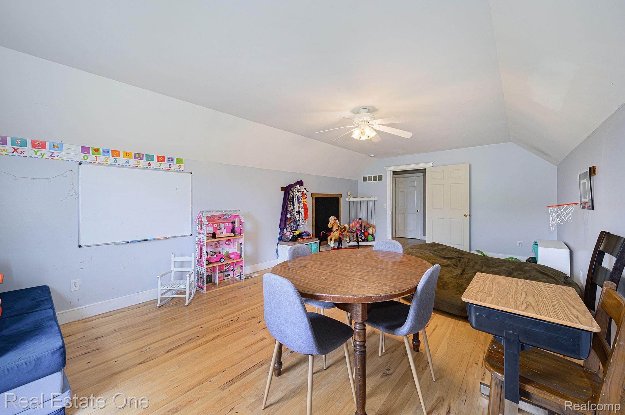 67 East Castle Road Fostoria, MI 48435 - Photo 20 of 45 SRS_2783.jpg