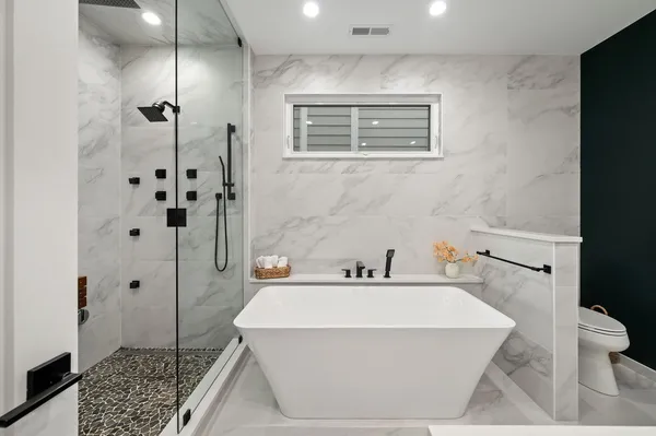 $1,799,000 | 2042 North Honore Street, Chicago, IL 60614