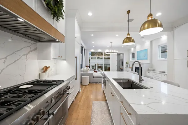 $1,799,000 | 2042 North Honore Street, Chicago, IL 60614