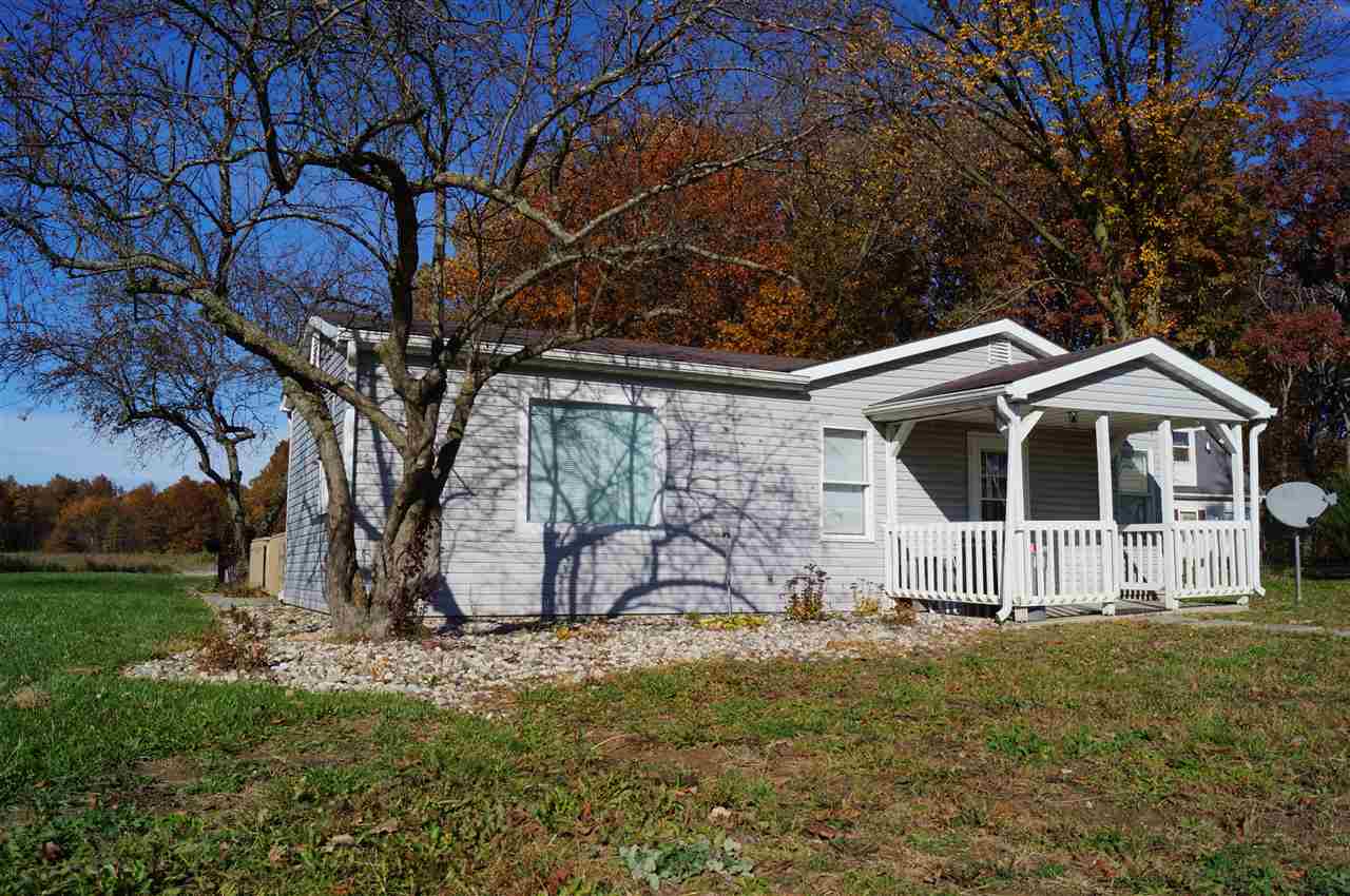 8427 Notestine Road Fort Wayne, IN 46835 - Photo 4 of 21