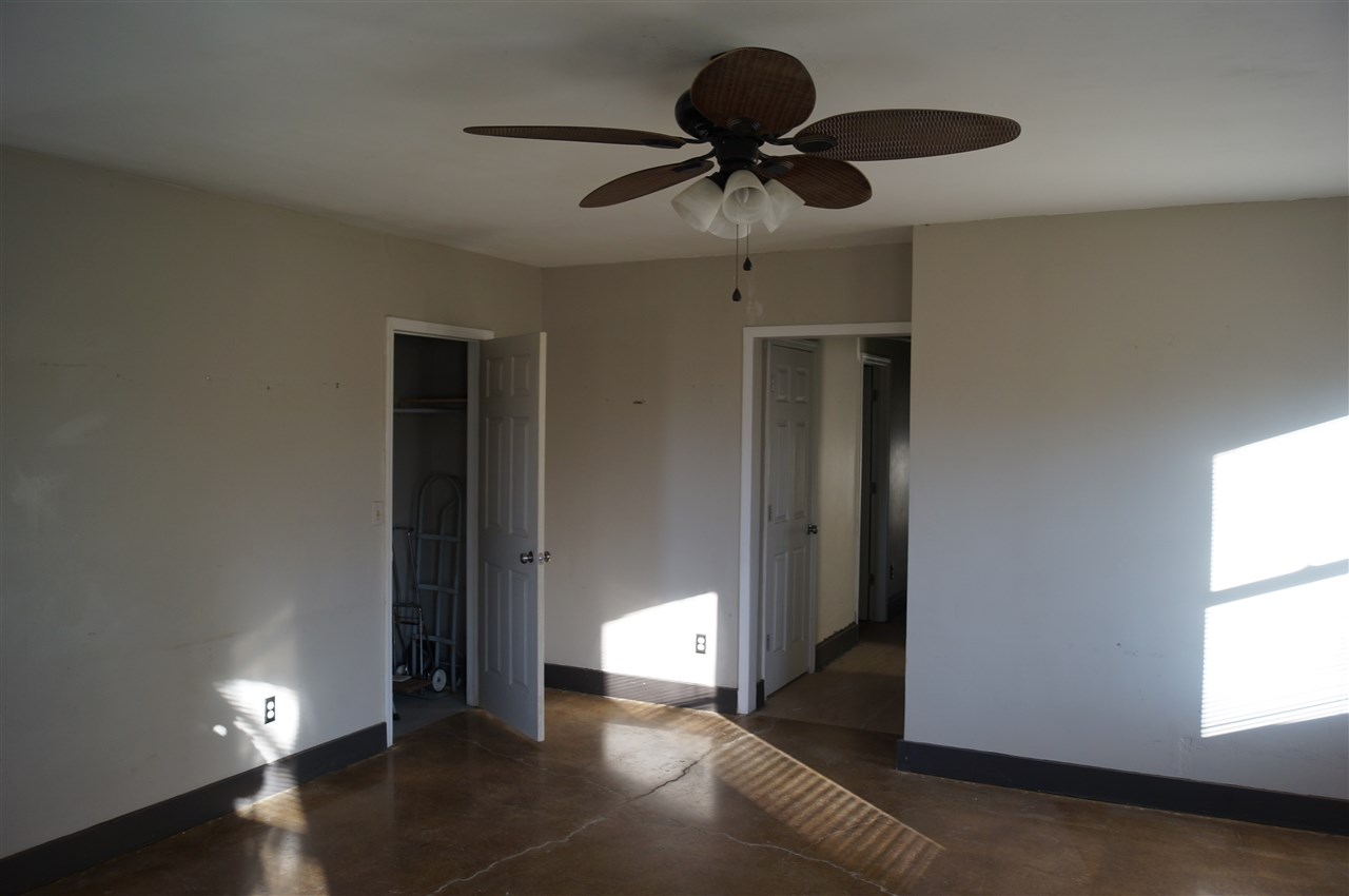 8427 Notestine Road Fort Wayne, IN 46835 - Photo 9 of 21