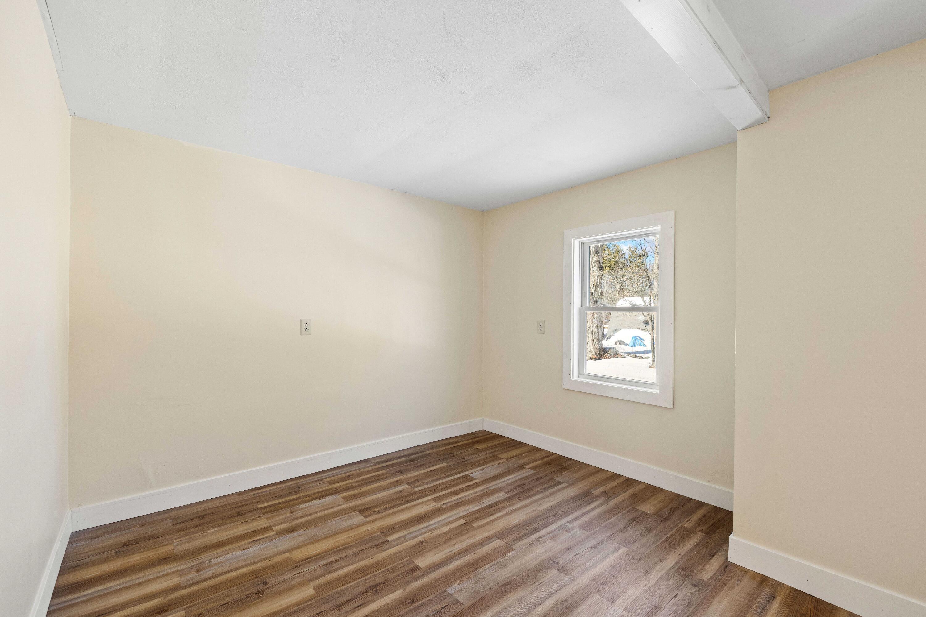 70 Airport Road Sanford, ME 04073 - Photo 17 of 40 1st Floor Bedroom
