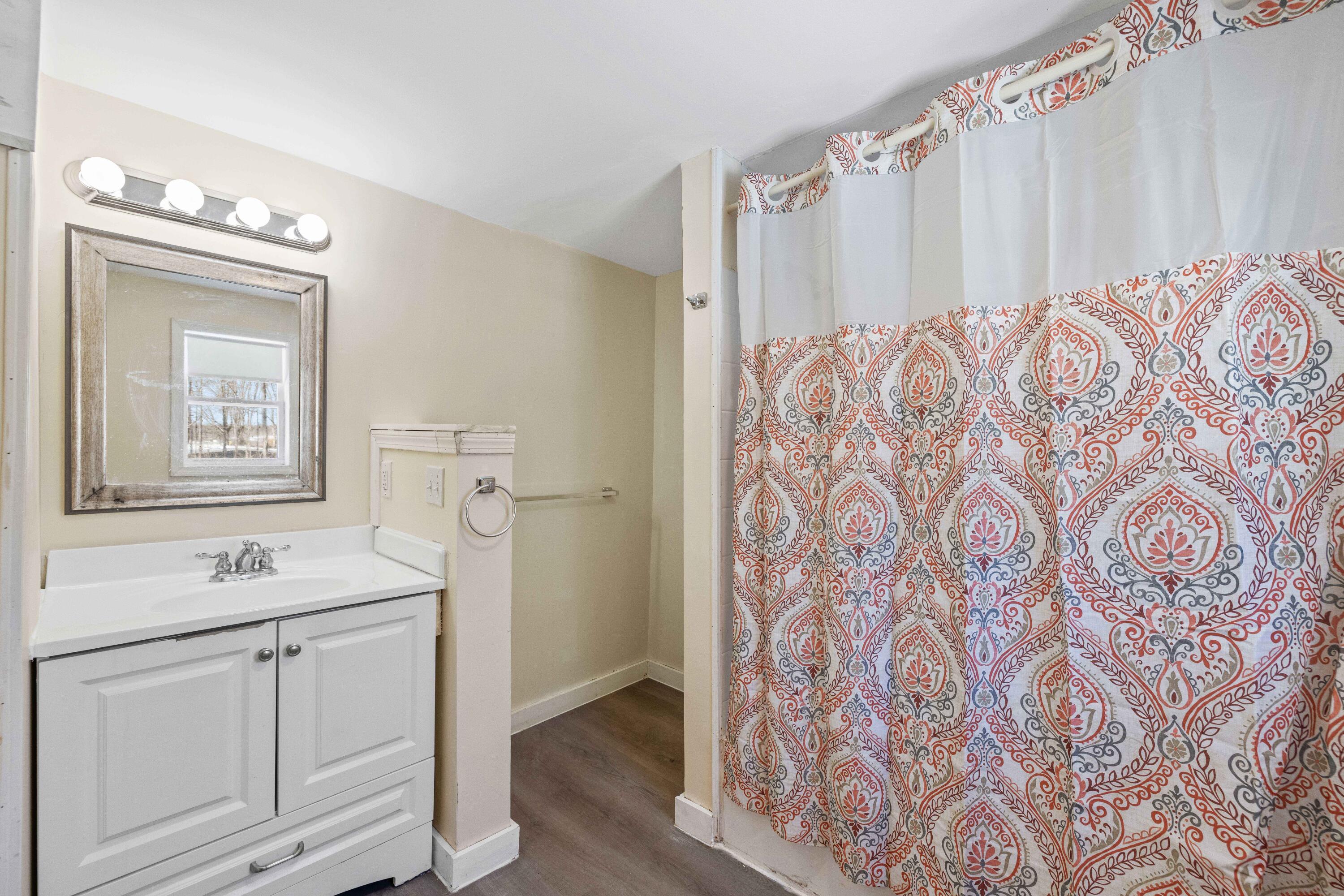 70 Airport Road Sanford, ME 04073 - Photo 28 of 40 Full Bathroom