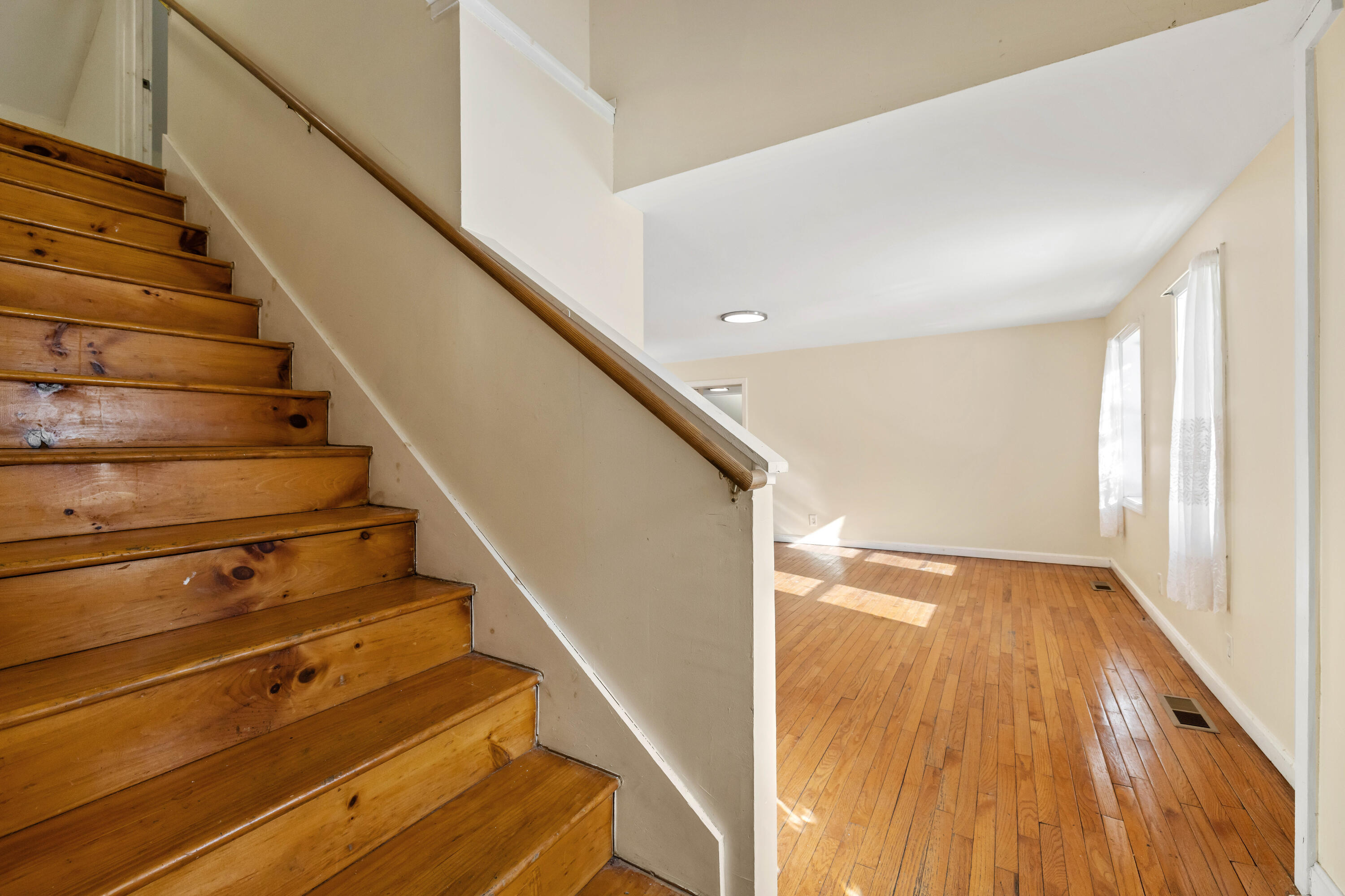 70 Airport Road Sanford, ME 04073 - Photo 8 of 40 Center staircase