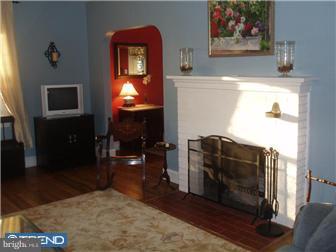 234 Harrison Road Brookhaven, PA 19015 - Photo 3 of 12 Living Room
