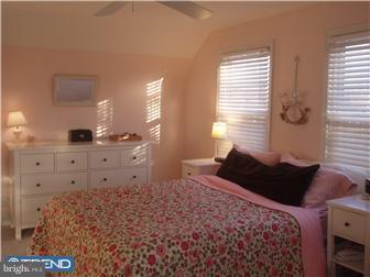 234 Harrison Road Brookhaven, PA 19015 - Photo 6 of 12 Bedroom - Main