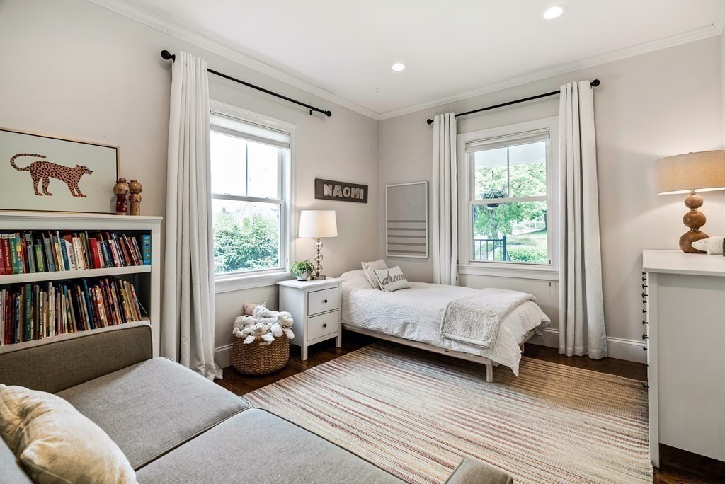 72-74 Manthorne Road, Unit 72 Boston, MA 02132 - Photo 18 of 37 Gallery Image 18