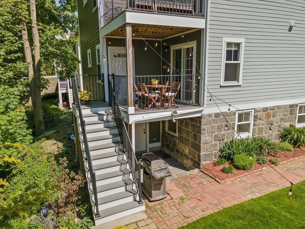 72-74 Manthorne Road, Unit 72 Boston, MA 02132 - Photo 35 of 37 Gallery Image 35
