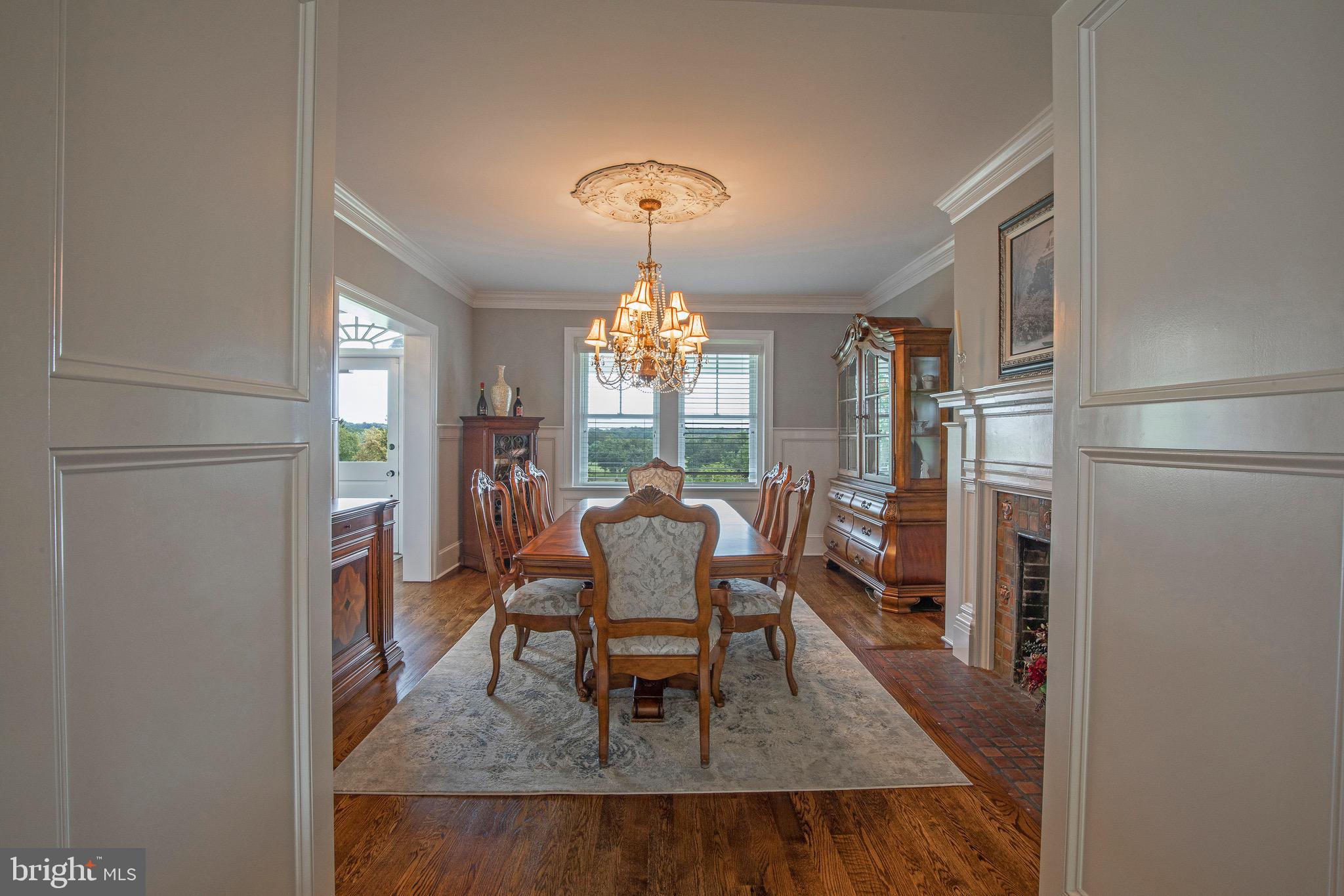 31 Golfview Road Doylestown, PA 18901 - Photo 11 of 56 DR from kitchen area w FP and picturesque views