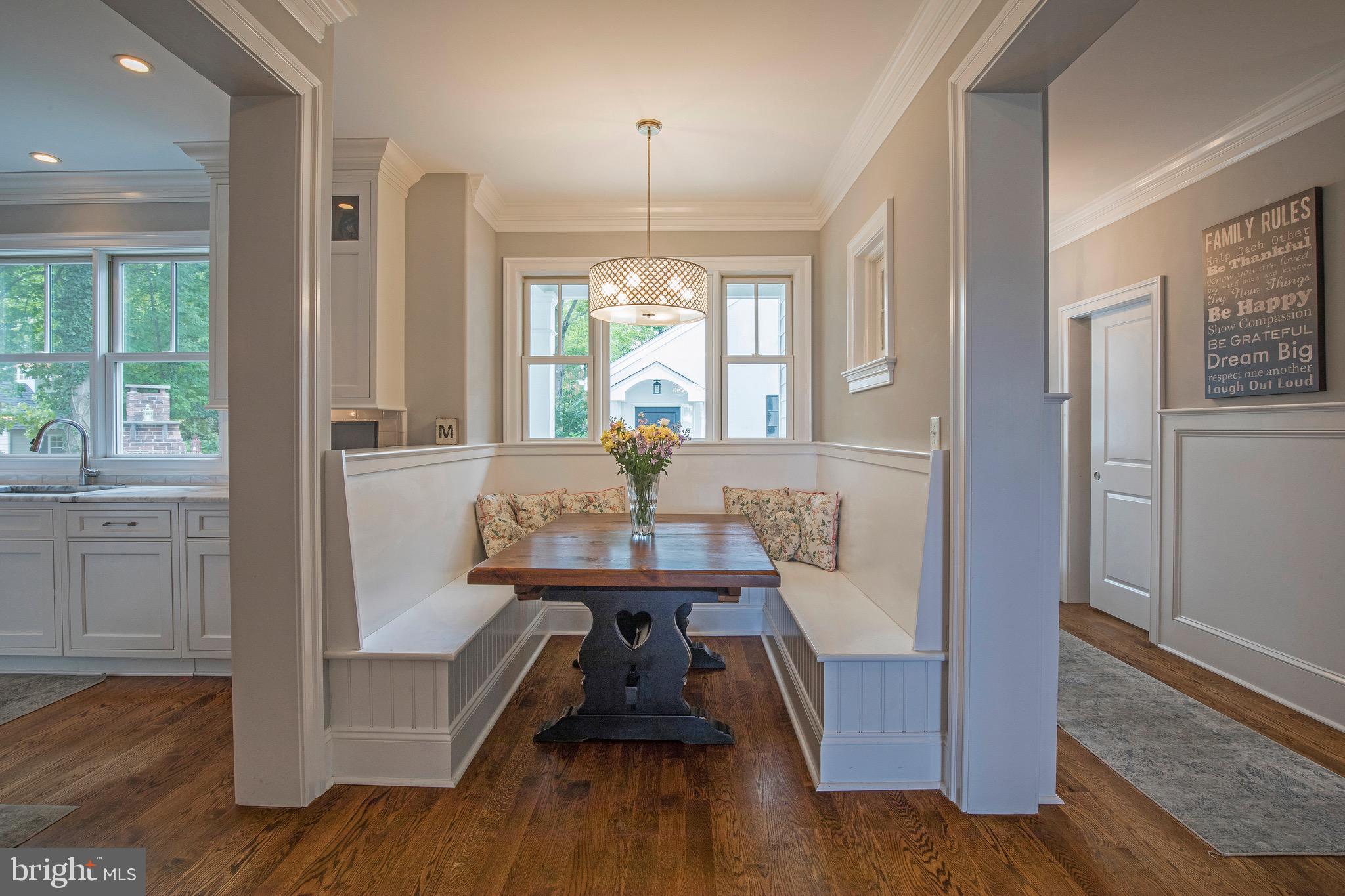 31 Golfview Road Doylestown, PA 18901 - Photo 17 of 56 Breakfast nook