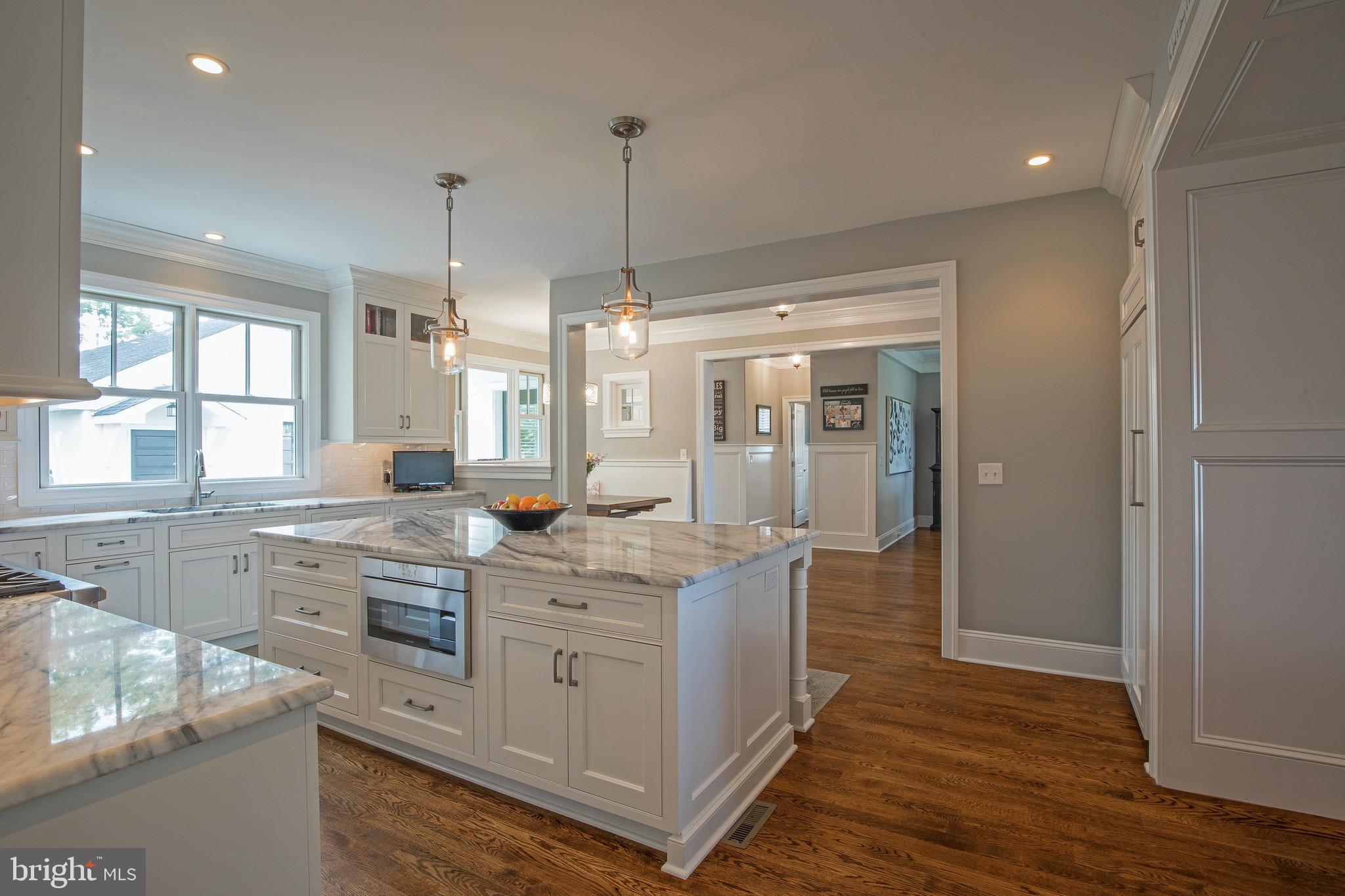 31 Golfview Road Doylestown, PA 18901 - Photo 19 of 56 Looking in from Butler's Pantry