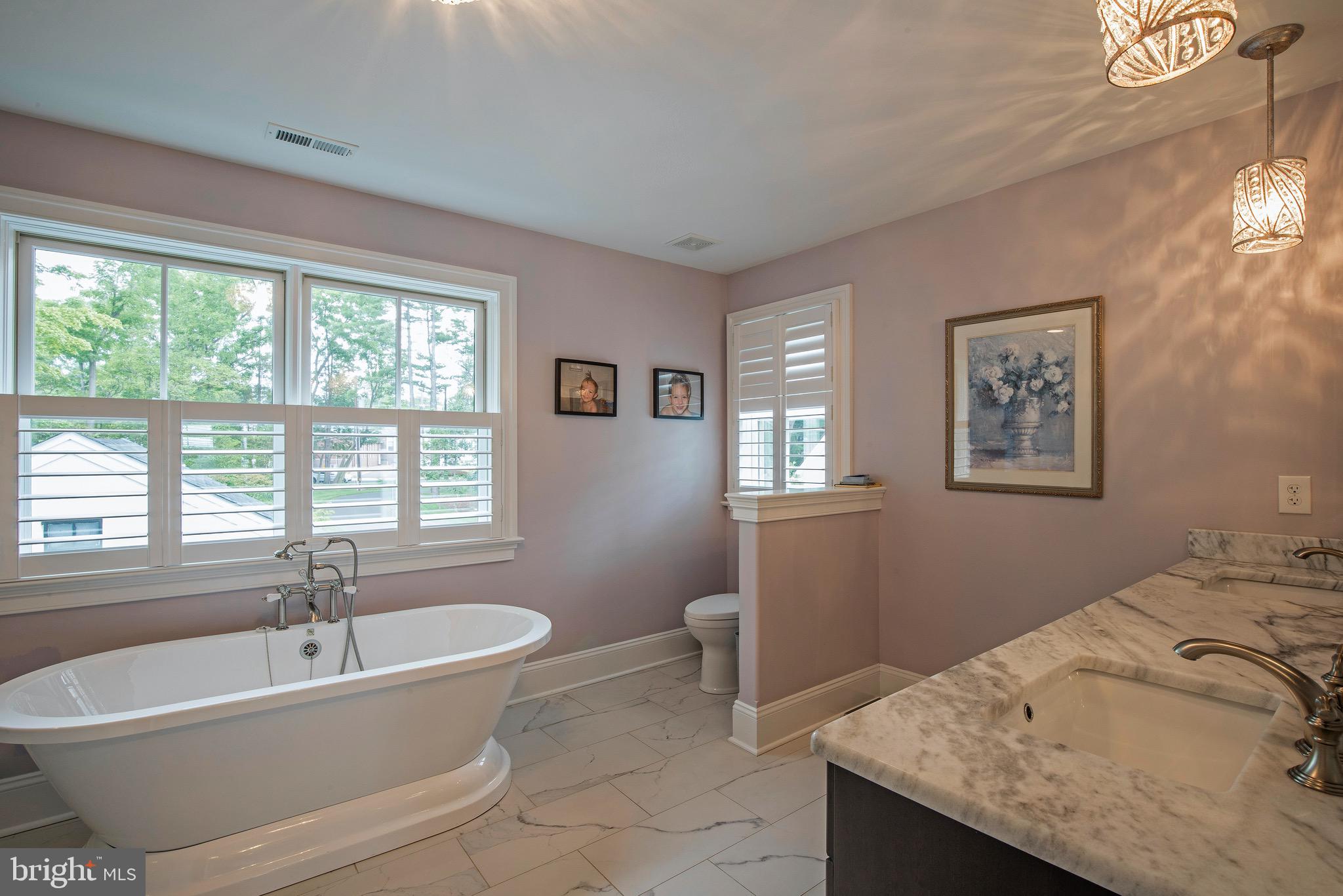 31 Golfview Road Doylestown, PA 18901 - Photo 33 of 56 Owners Ensuite