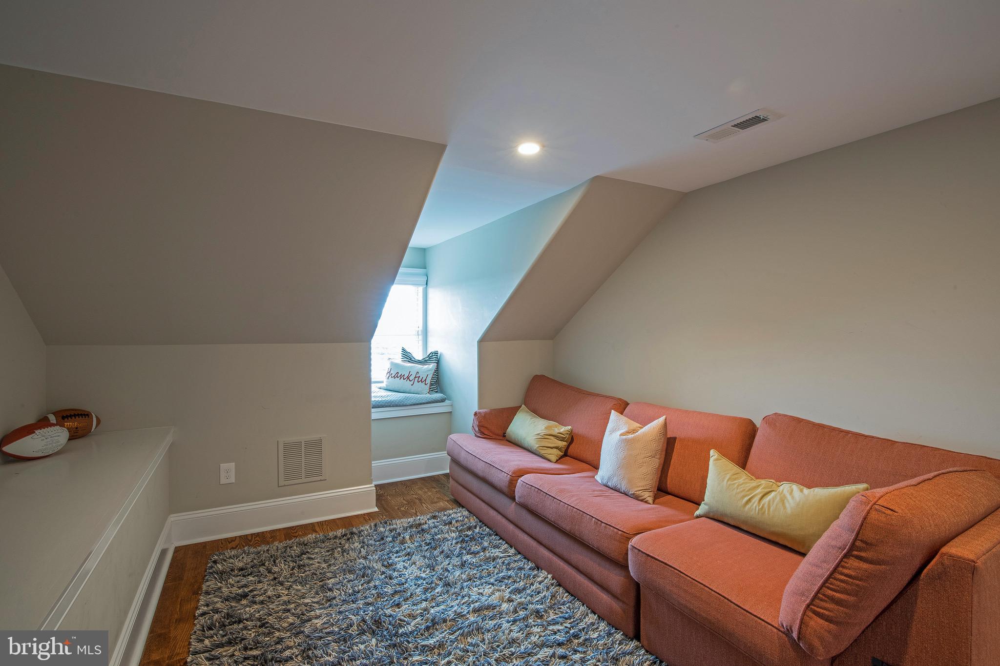 31 Golfview Road Doylestown, PA 18901 - Photo 43 of 56 3rd floor media space